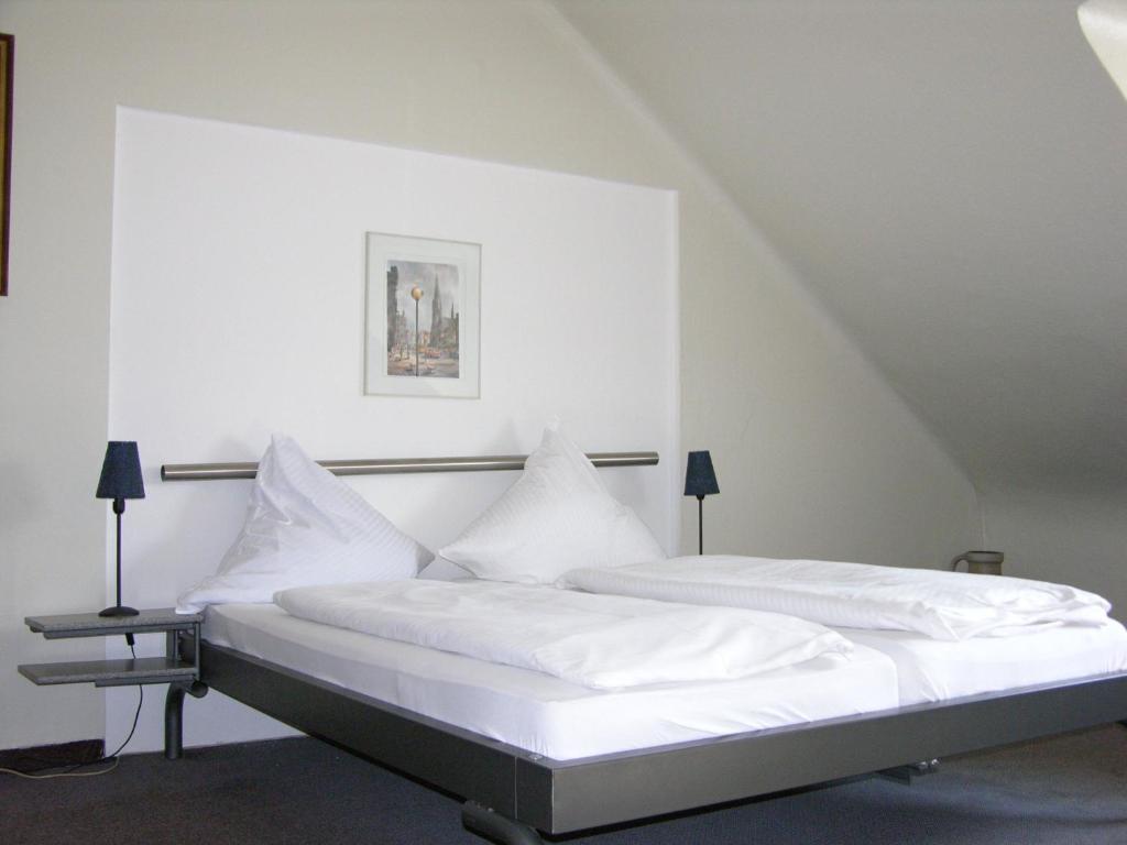 Hotel Continental Saarbrücken Zimmer foto